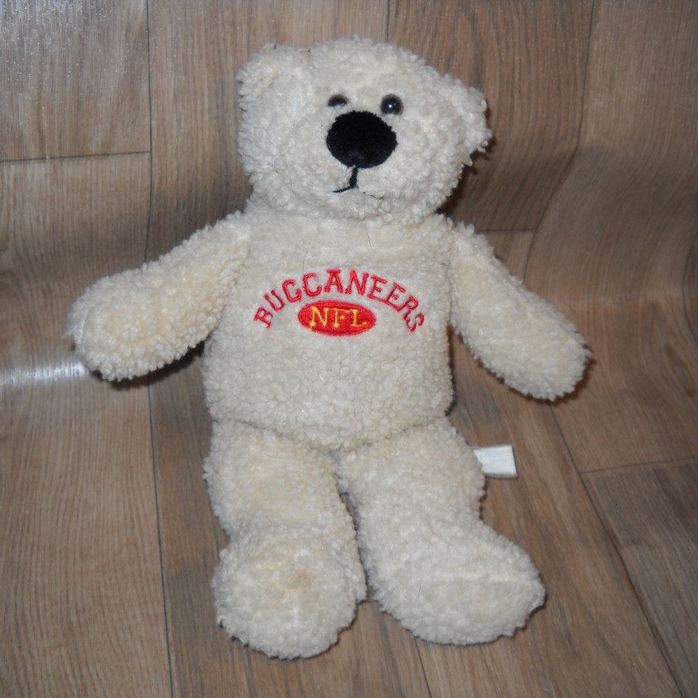 TAMPA BAY BUCANEERS BEAR